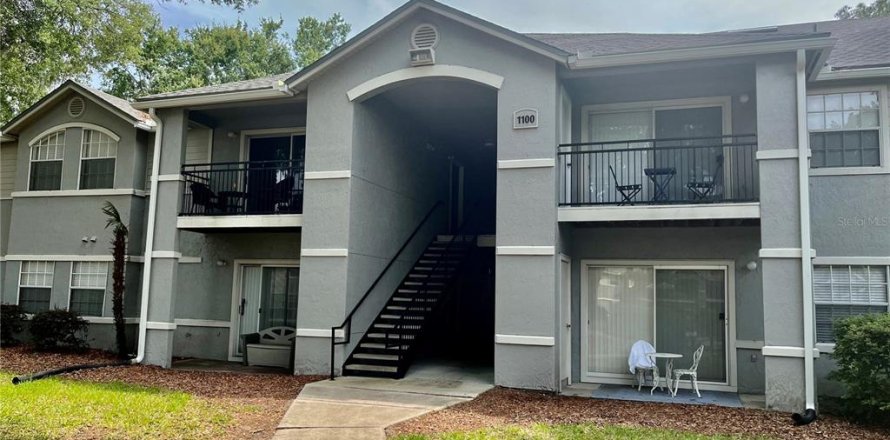 Condo à Gainesville, Floride, 3 chambres № 1824391