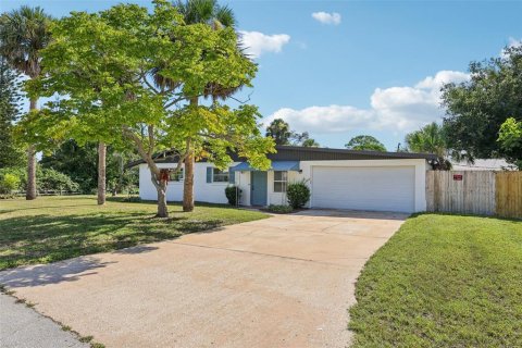 House in Daytona Beach, Florida 3 bedrooms, 170.94 sq.m. № 1869370 - photo 21