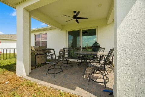 Casa en venta en Port St. Lucie, Florida, 4 dormitorios, 175.96 m2 № 2154374 - foto 17
