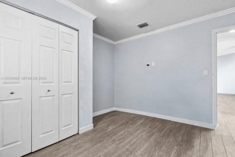 Casa en venta en Homestead, Florida, 5 dormitorios, 198.44 m2 № 2248601 - foto 15
