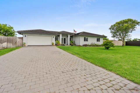 Casa en Homestead, Florida 5 dormitorios, 198.44 m2 № 2248601