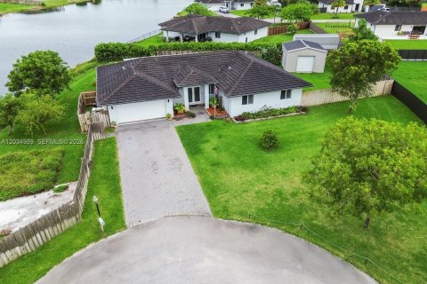 Casa en venta en Homestead, Florida, 5 dormitorios, 198.44 m2 № 2248601 - foto 29