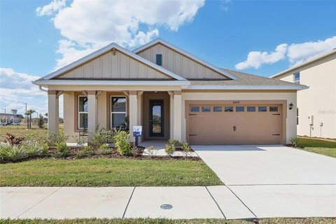 Villa ou maison à Lakeland, Floride 4 chambres, 195.75 m2 № 2418917