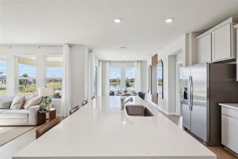 Villa ou maison à vendre à Lakeland, Floride: 4 chambres, 195.75 m2 № 2418917 - photo 12