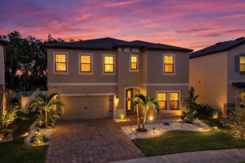 Casa en venta en Riverview, Florida, 5 dormitorios, 316.61 m2 № 2214905 - foto 2