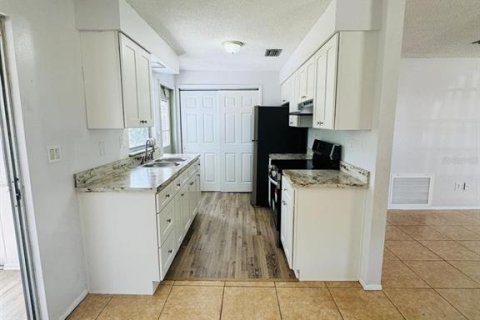 Villa ou maison à vendre à Citrus Springs, Floride: 3 chambres, 110 m2 № 1620846 - photo 10