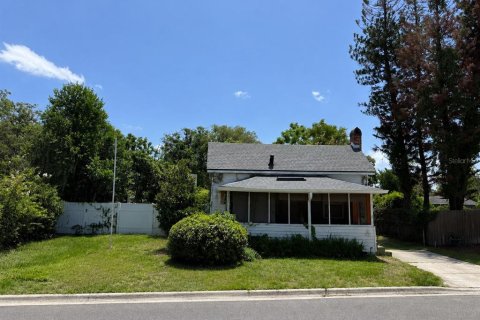 House in Orlando, Florida 2 bedrooms, 81.38 sq.m. № 2272989