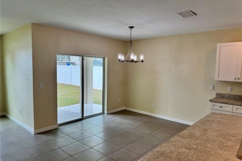 House in Ocala, Florida 4 bedrooms, 169.83 sq.m. № 1900412 - photo 12