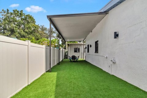 Commercial property in Tampa, Florida 320.7 sq.m. № 1877165 - photo 23