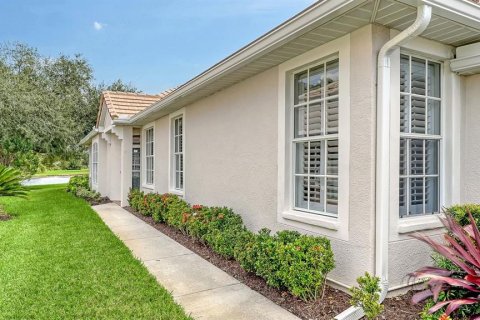 House in Lakewood Ranch, Florida 3 bedrooms, 157.93 sq.m. № 2428859 - photo 10