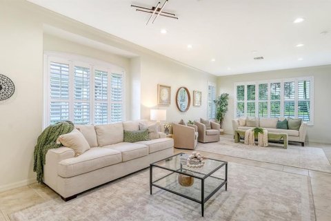 House in Lakewood Ranch, Florida 3 bedrooms, 157.93 sq.m. № 2428859 - photo 6