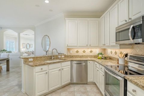 House in Lakewood Ranch, Florida 3 bedrooms, 157.93 sq.m. № 2428859 - photo 7