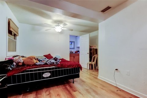 Villa ou maison à vendre à Tampa, Floride: 5 chambres, 218.41 m2 № 2195273 - photo 21