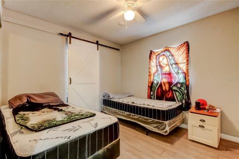 Villa ou maison à vendre à Tampa, Floride: 5 chambres, 218.41 m2 № 2195273 - photo 25