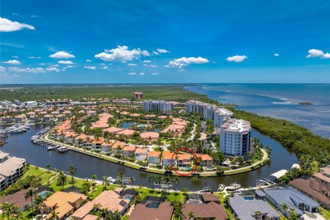 Casa en venta en Punta Gorda, Florida, 4 dormitorios, 262.26 m2 № 2106798 - foto 3
