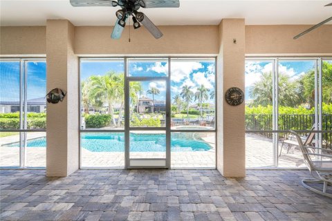Casa en venta en Punta Gorda, Florida, 4 dormitorios, 262.26 m2 № 2106798 - foto 27