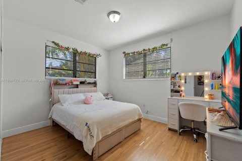 Снять в аренду виллу или дом в Майами, Флорида 3 спальни, 144м2, № 2029815 - фото 26