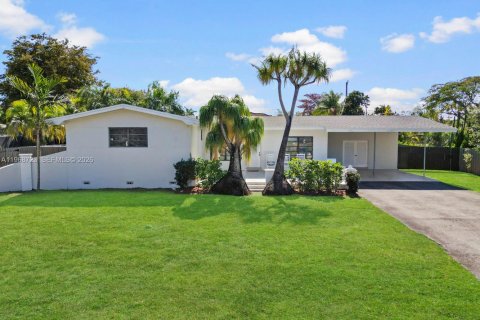 Снять в аренду виллу или дом в Майами, Флорида 3 спальни, 144м2, № 2029815 - фото 6