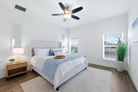 Villa ou maison à vendre à Port Charlotte, Floride: 4 chambres, 240.34 m2 № 2131437 - photo 14
