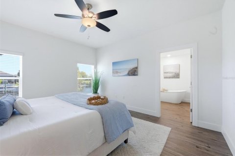 Villa ou maison à vendre à Port Charlotte, Floride: 4 chambres, 240.34 m2 № 2131437 - photo 15