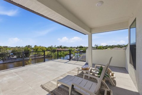 Villa ou maison à vendre à Port Charlotte, Floride: 4 chambres, 240.34 m2 № 2131437 - photo 28