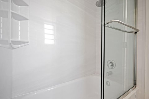 Condo in Fort Lauderdale, Florida, 2 bedrooms № 2263827 - photo 14
