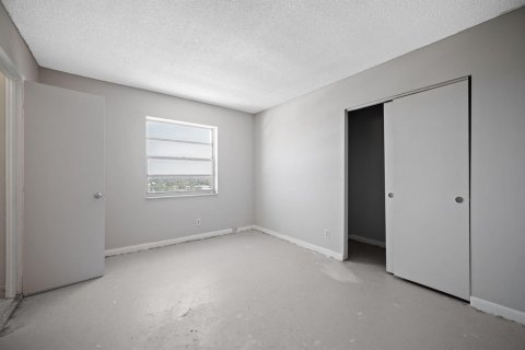 Condo in Fort Lauderdale, Florida, 2 bedrooms № 2263827 - photo 10