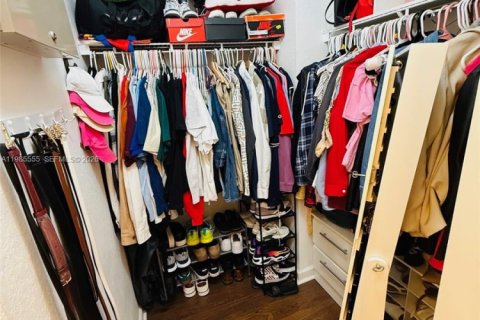 Adosado en venta en Lauderdale Lakes, Florida, 2 dormitorios, 113.99 m2 № 2044774 - foto 16