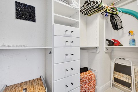 Снять в аренду кондоминиум в Холливуд, Флорида 44.78м2, № 2009950 - фото 14