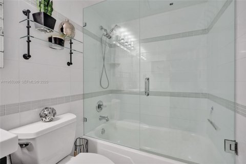 Снять в аренду кондоминиум в Холливуд, Флорида 44.78м2, № 2009950 - фото 12