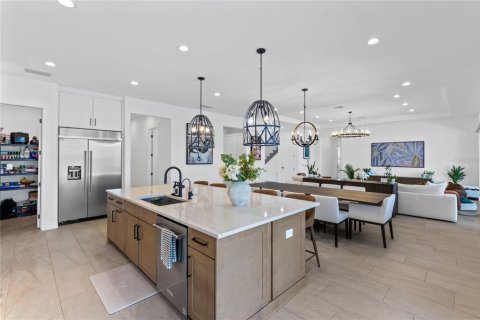 House in LAUREL POINTE LAKE NONA in Orlando, Florida 6 bedrooms, 460.8 sq.m. № 2222719 - photo 12