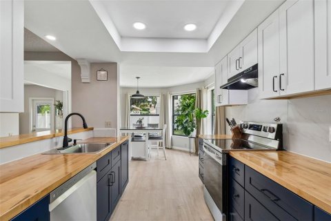 Casa en venta en Safety Harbor, Florida, 3 dormitorios, 190.08 m2 № 2226425 - foto 12