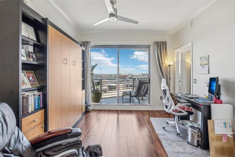 Condo in Tampa, Florida, 2 bedrooms  № 1323535 - photo 17