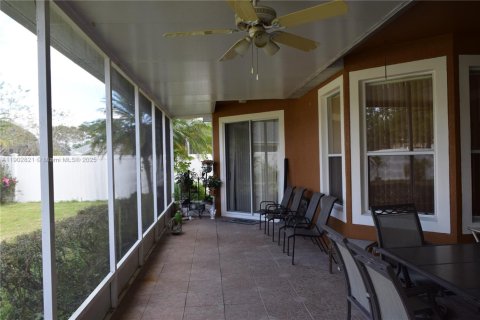 Villa ou maison à vendre à Orlando, Floride: 4 chambres № 1954125 - photo 17