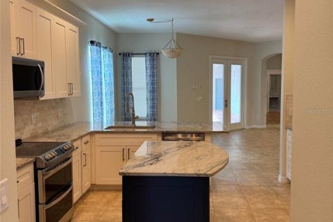 Casa en alquiler en Winter Springs, Florida, 6 dormitorios, 409.05 m2 № 2095735 - foto 17