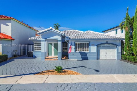 Casa en Miami, Florida 4 dormitorios, 174.19 m2 № 2001849