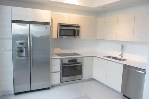 Estudio en Miami, Florida № 2089982