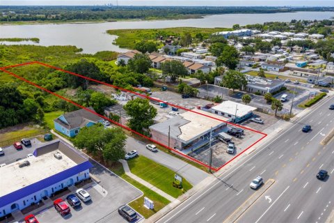 Propiedad comercial en venta en Seminole, Florida, 663.69 m2 № 2203882 - foto 15