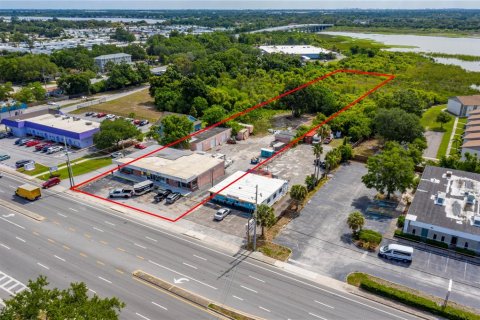 Propiedad comercial en venta en Seminole, Florida, 663.69 m2 № 2203882 - foto 18