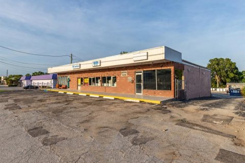 Propiedad comercial en venta en Seminole, Florida, 663.69 m2 № 2203882 - foto 3