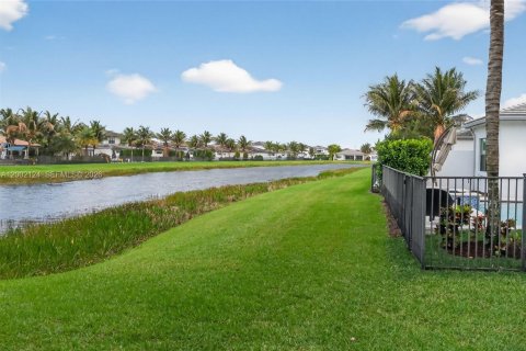 Casa en venta en Boca Raton, Florida, 3 dormitorios, 254.74 m2 № 2066250 - foto 5