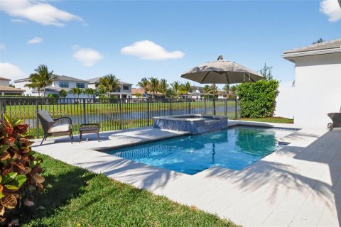 Casa en venta en Boca Raton, Florida, 3 dormitorios, 254.74 m2 № 2066250 - foto 3