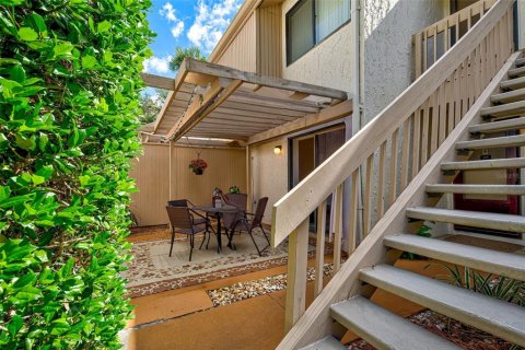 Condo in Venice, Florida, 2 bedrooms  № 1884172 - photo 8