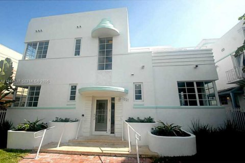 Снять в аренду квартиру в Майами-Бич, Флорида 1 спальня, 405.15м2, № 2001076 - фото 9