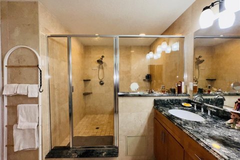 Condo in Orlando, Florida, 2 bedrooms  № 2210971 - photo 14