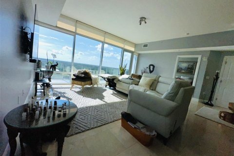 Condo in Orlando, Florida, 2 bedrooms  № 2210971 - photo 10