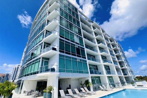 Condo in Orlando, Florida, 2 bedrooms № 2210971