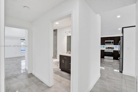 Casa en venta en Miramar, Florida, 3 dormitorios, 160.81 m2 № 2077892 - foto 26