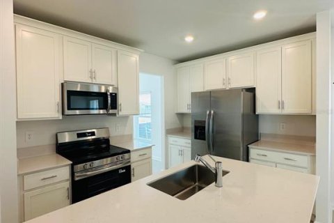 Casa en alquiler en Clermont, Florida, 3 dormitorios, 165.55 m2 № 1908396 - foto 9