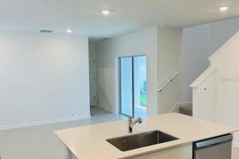 Casa en alquiler en Clermont, Florida, 3 dormitorios, 165.55 m2 № 1908396 - foto 11